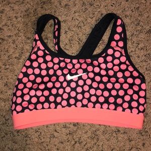 5 Nike sports bras